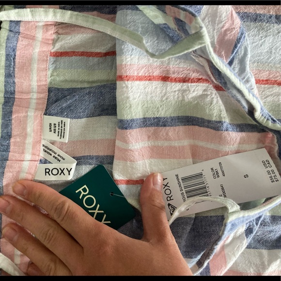 Brand new Roxy dress - Picture 2 of 4